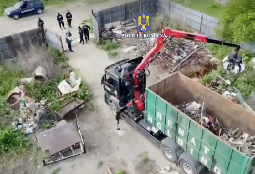 15 amenzi și 70 de tone de deșeuri, confiscate la Bălteni